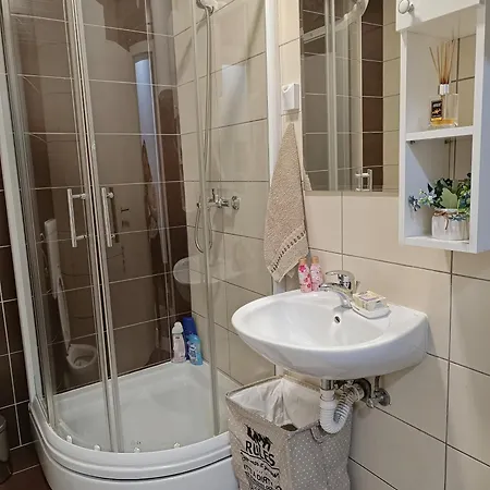 Zara Apartman *